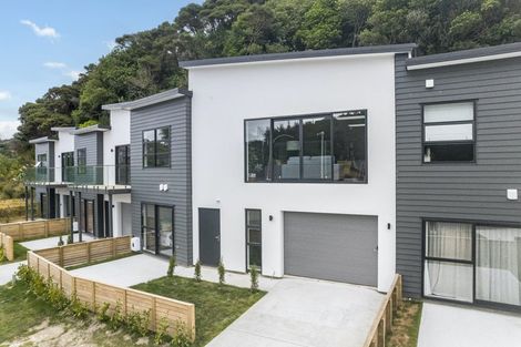 Photo of property in 4 Tradewinds Drive, Whitby, Porirua, 5024
