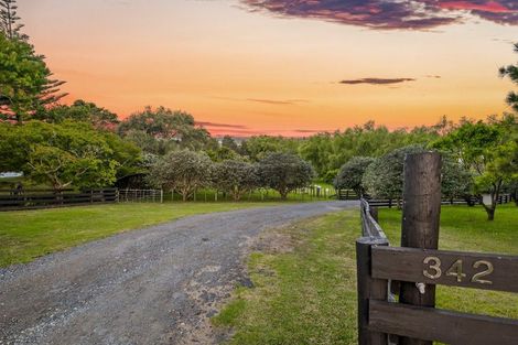 Photo of property in 342 Spur Road, Stillwater, Silverdale, 0993