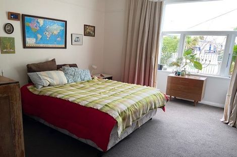 Photo of property in 34 Drummond Street, Mount Cook, Wellington, 6021