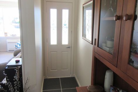 Photo of property in 14 Oxford Street, Waimate, 7924