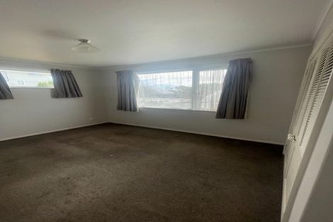 Photo of property in 12 Fitzpatrick Street, Newlands, Wellington, 6037