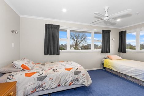 Photo of property in 10 Woodford Terrace, Ilam, Christchurch, 8053