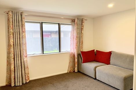 Photo of property in 10 Hubbard Street, Wigram, Christchurch, 8042