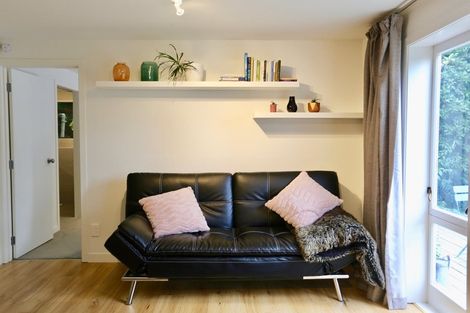 Photo of property in 14 Tinopai Road, Titirangi, Auckland, 0604