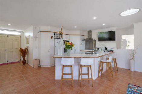 Photo of property in 50 Springbok Avenue, Whitianga, 3510