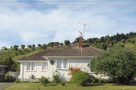 Photo of property in 47 Cambridge Terrace, Kaiti, Gisborne, 4010