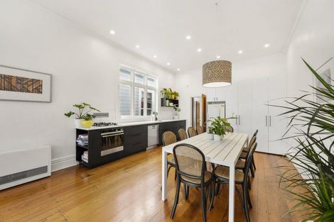 Photo of property in 30 Roy Street, Newtown, Wellington, 6021