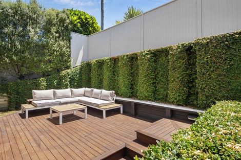 Photo of property in 96a Anzac Street, Takapuna, Auckland, 0622