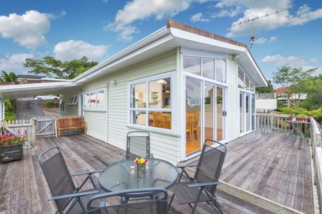 Photo of property in 1/60 Chivalry Road, Glenfield, Auckland, 0629