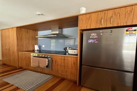 Photo of property in 29 Judkins Crescent, Cockle Bay, Auckland, 2014