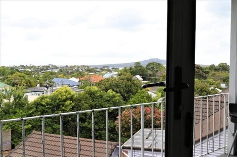 Photo of property in 6/14a Albert Road, Devonport, Auckland, 0624