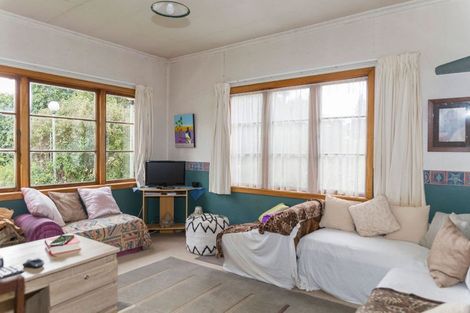 Photo of property in 35 Cadman Street, Dannevirke, 4930