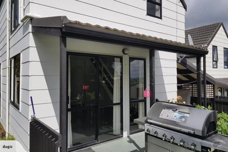 Photo of property in 1/66 Birkdale Road, Birkdale, Auckland, 0626