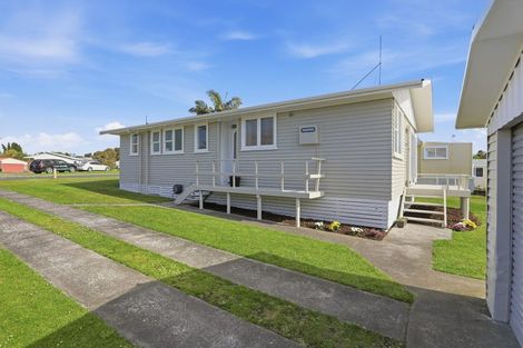 Photo of property in 9 Gray Avenue, Te Puke, 3119