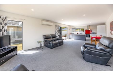 Photo of property in 1/49 Castletown Place, New Brighton, Christchurch, 8083