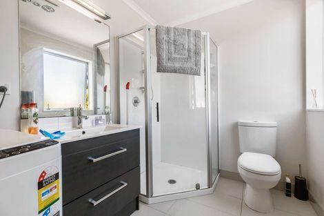 Photo of property in 13 De Havilland Road, Hobsonville, Auckland, 0616