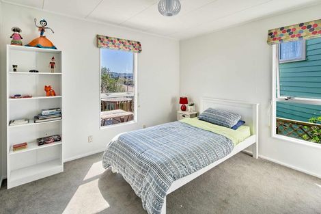 Photo of property in 15 Tukanae Street, Strathmore Park, Wellington, 6022