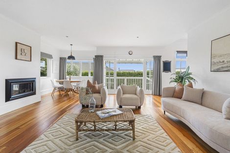 Photo of property in 87 Pendarves Street, New Plymouth, 4310