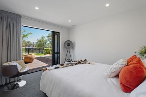 Photo of property in 156 Upton Street, Wanaka, 9305