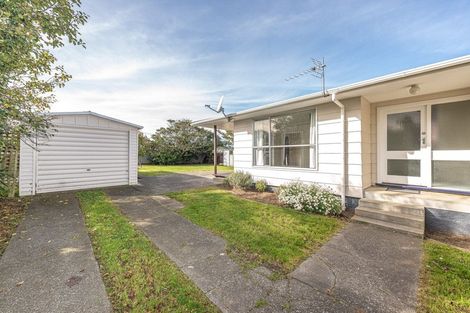 Photo of property in 12 Massey Street, Aramoho, Whanganui, 4500