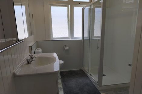 Photo of property in 142 Russell Terrace, Berhampore, Wellington, 6023