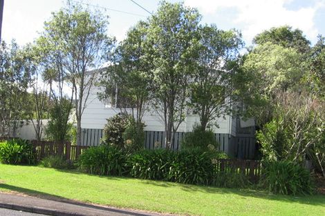 Photo of property in 1/27 Abbotleigh Avenue, Te Atatu Peninsula, Auckland, 0610