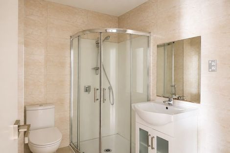 Photo of property in 2/1 Wallson Crescent, Wiri, Auckland, 2104