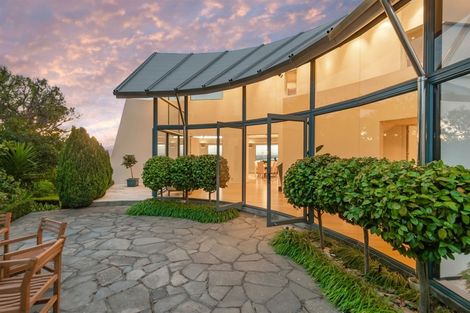 Photo of property in 142 Scarborough Road, Scarborough, Christchurch, 8081