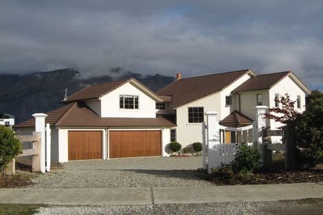 Photo of property in 49 Ridgecrest, Wanaka, 9305
