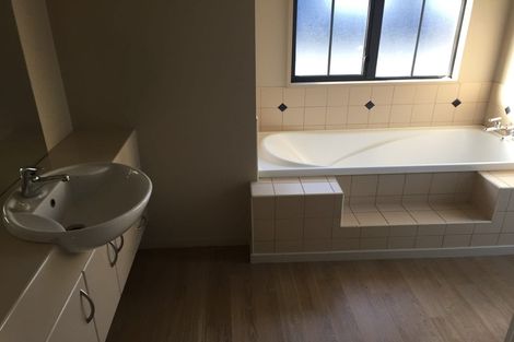 Photo of property in 99 Brockworth Place, Riccarton, Christchurch, 8011