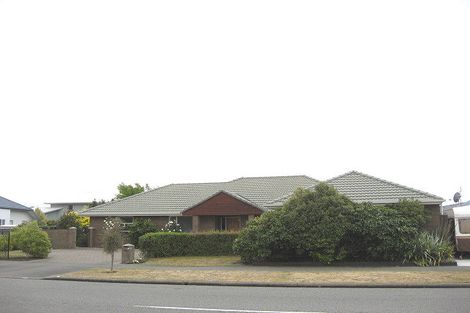 Photo of property in 59 Broadhaven Avenue, Parklands, Christchurch, 8083