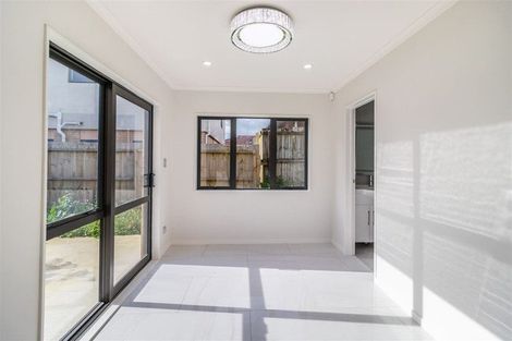 Photo of property in 7 Maxwell Avenue, Papatoetoe, Auckland, 2025