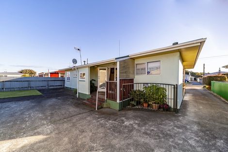 Photo of property in 3 Alexander Avenue, Onekawa, Napier, 4110