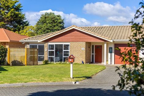 Photo of property in 12 Manly Garden, Paraparaumu Beach, Paraparaumu, 5032
