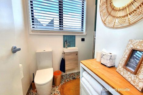 Photo of property in 13 Boathouse Bay Lane, Snells Beach, 0920