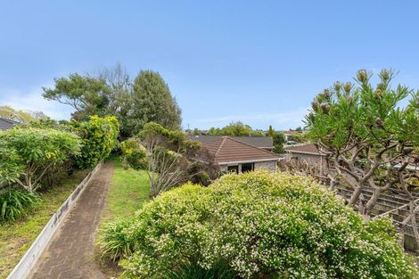 Photo of property in 16 Cedar Drive, Paraparaumu Beach, Paraparaumu, 5032
