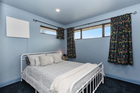 Photo of property in 35 Nielsen Gardens, Rototuna, Hamilton, 3210