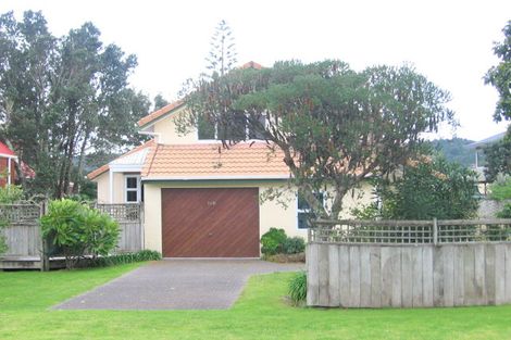 Photo of property in 118 Beverley Terrace, Whangamata, 3620