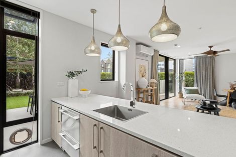 Photo of property in 1/50 Kilmore Street, Christchurch Central, Christchurch, 8013
