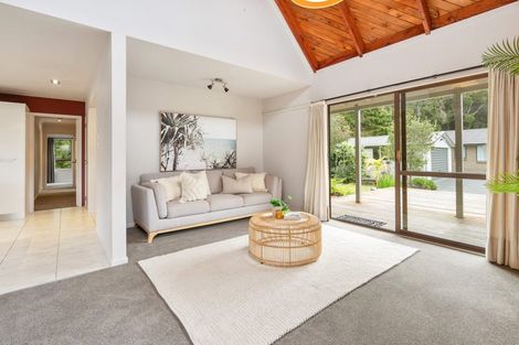 Photo of property in 5 Tieke Place, Horahora, Whangarei, 0110