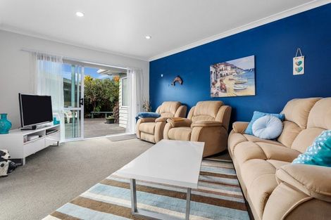 Photo of property in 2/27a Churchill Street, Whakatane, 3120