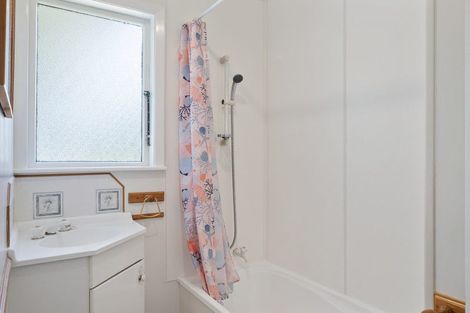 Photo of property in 48 Fraser Crescent, Elderslea, Upper Hutt, 5018