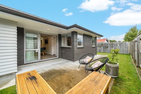 Photo of property in 19 Poulson Grove, Trentham, Upper Hutt, 5018
