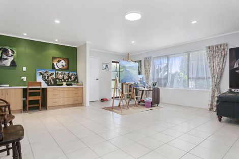 Photo of property in 104 Burwood Road, Matamata, 3400