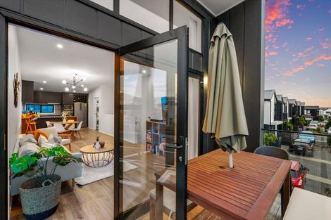 Photo of property in 49 Treloar Crescent, Hobsonville, Auckland, 0616