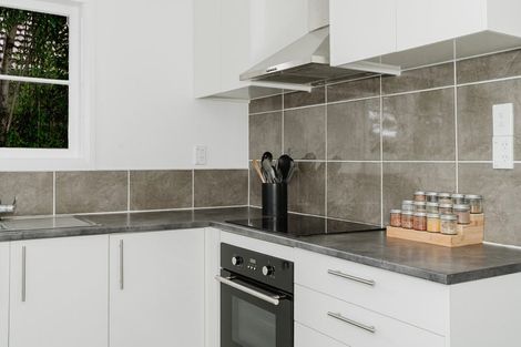 Photo of property in 58 Pine Avenue, Melville, Hamilton, 3206