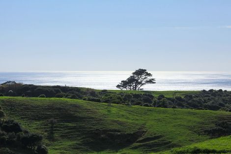 Photo of property in 76 Te Ahiawa Road, Raglan, 3297