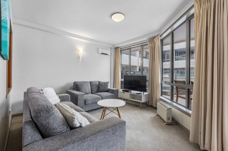 Photo of property in Anchorage Apartments, 221/36 Victoria Road, Mount Maunganui, 3116
