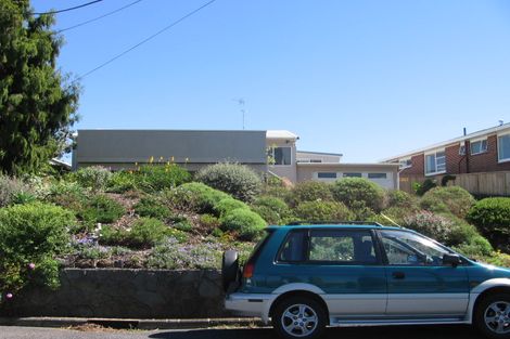 Photo of property in 11 Currey Crescent, Milford, Auckland, 0620