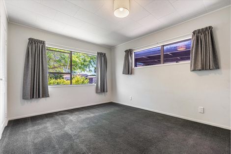Photo of property in 12 Pureora Place, Clendon Park, Auckland, 2103
